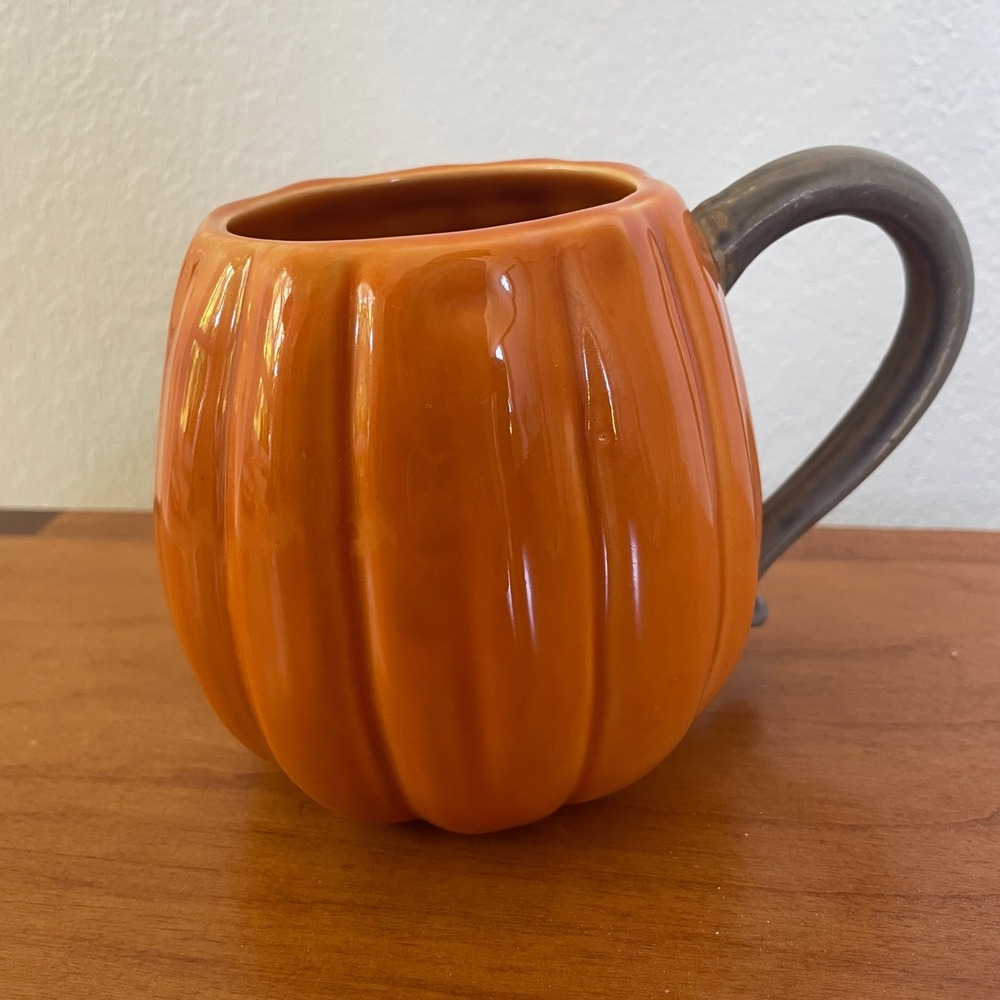RARE!  Pottery Barn Rustic Pumpkin Ceramic Mug Orange Autumn Fall Halloween